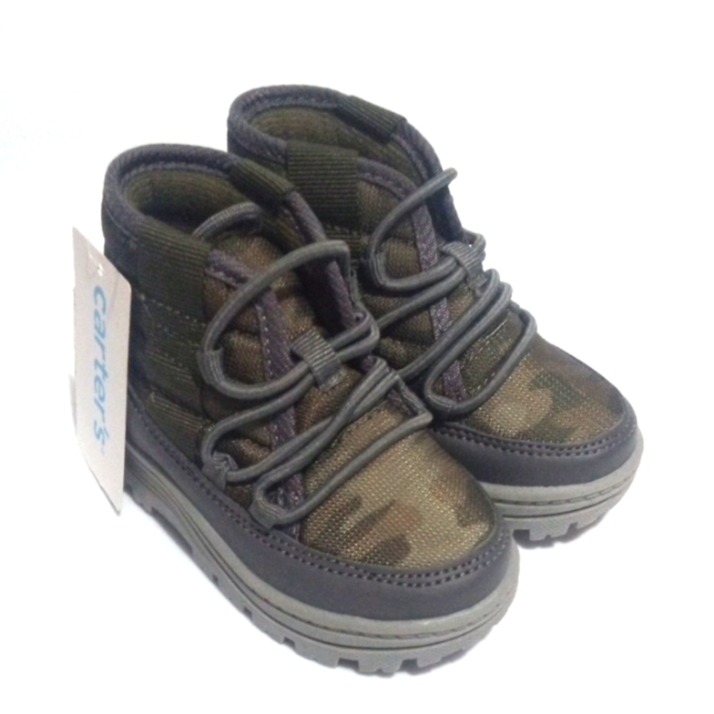 CARTER'S BOYS GREEN GRAY CAMOUFLAGE SNEAKERS BOOTS SIZE TODDLER 5 NWT